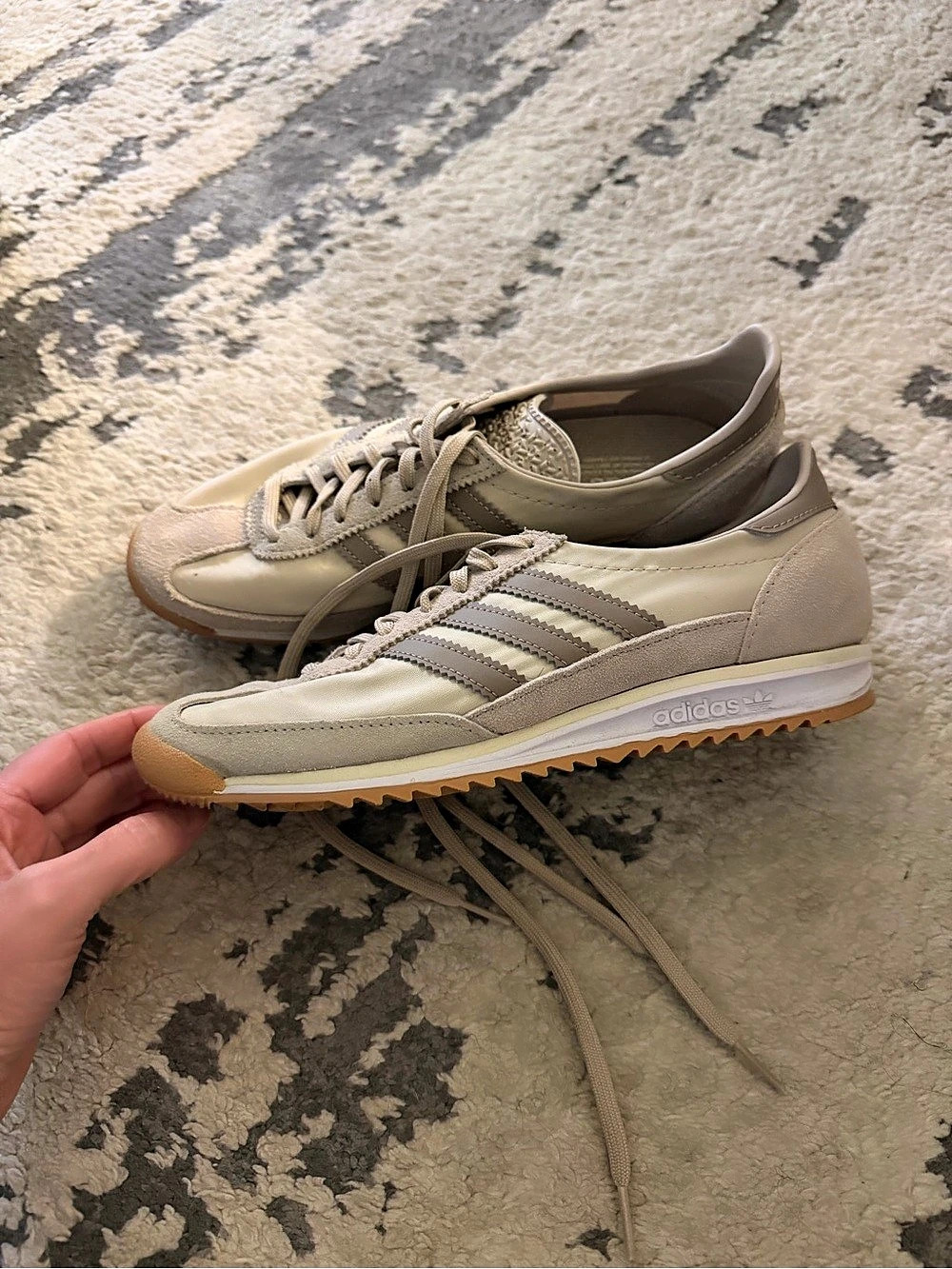 adidas SL 72 Sneakers Beige & Brown US 7 but are an 8 they run a whole size larg